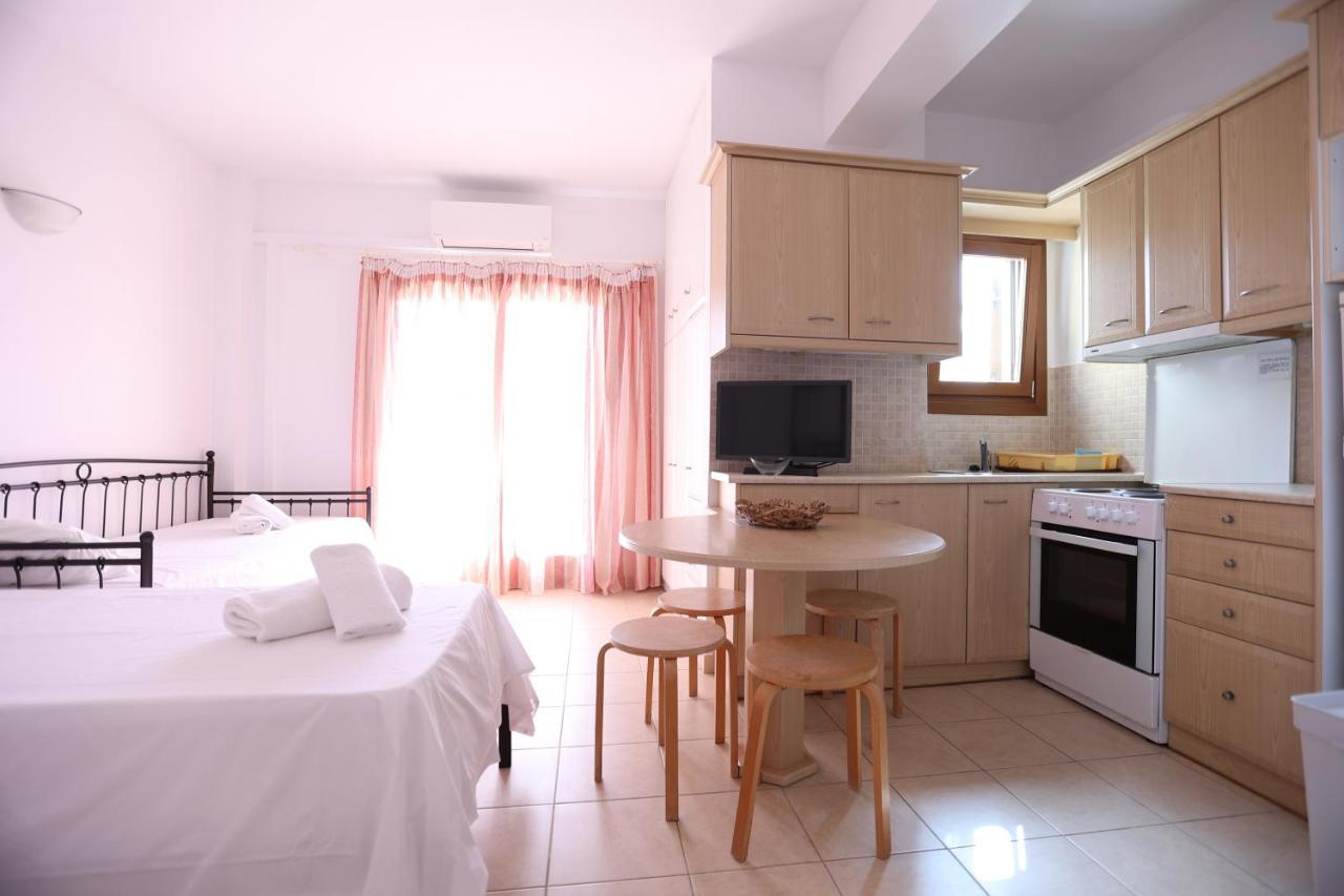 Seaside Gialova Apartment Пилос Екстериор снимка