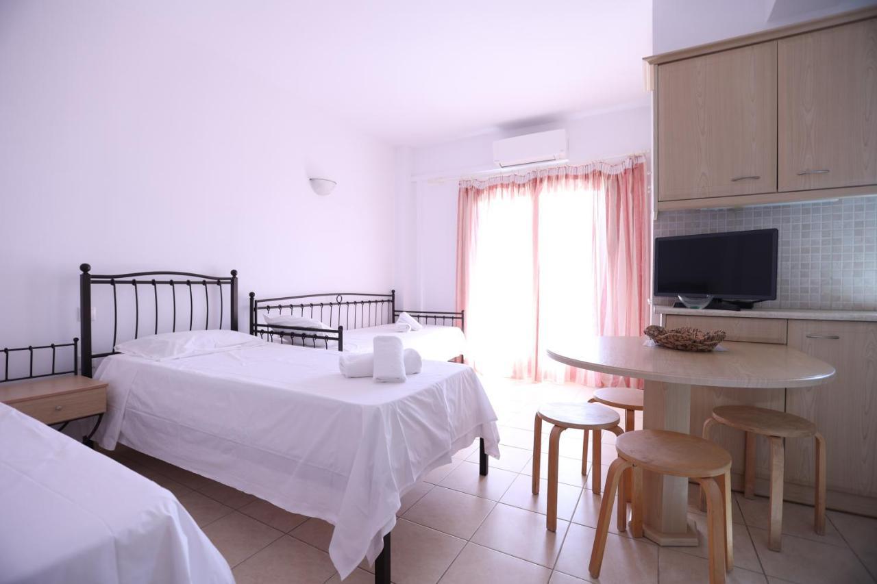 Seaside Gialova Apartment Пилос Екстериор снимка